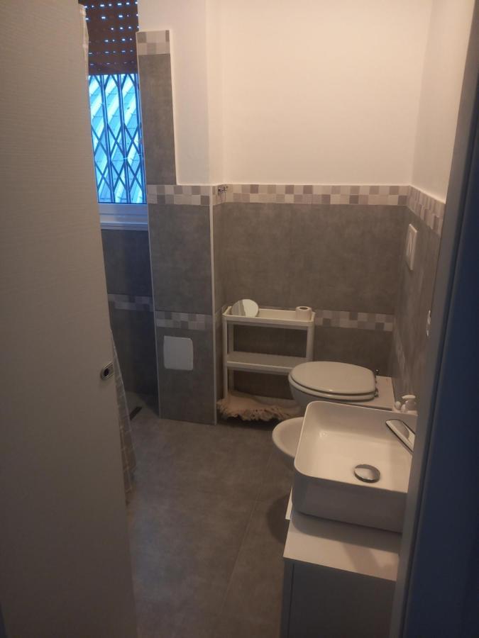 Bilocale 7 Piano Balcone Vista Skyline Apartment Milan Bagian luar foto